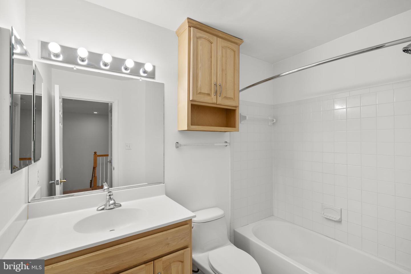 10505 CAPTAIN JOHN SMITH CT, FAIRFAX, Virginia 22030, 3 Bedrooms Bedrooms, ,2 BathroomsBathrooms,Residential,For sale,10505 CAPTAIN JOHN SMITH CT,VAFC2007644 MLS # VAFC2007644