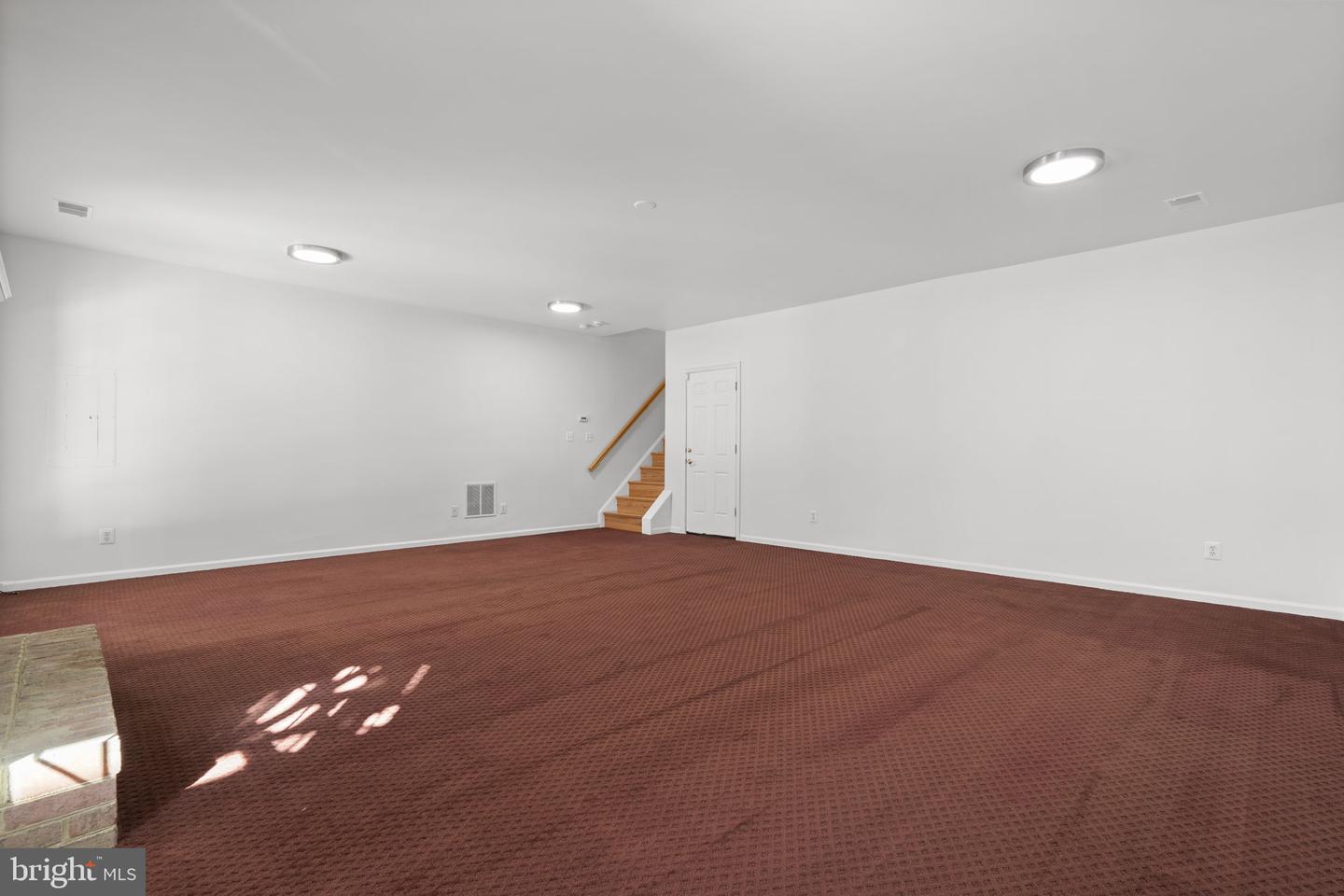 10505 CAPTAIN JOHN SMITH CT, FAIRFAX, Virginia 22030, 3 Bedrooms Bedrooms, ,2 BathroomsBathrooms,Residential,For sale,10505 CAPTAIN JOHN SMITH CT,VAFC2007644 MLS # VAFC2007644