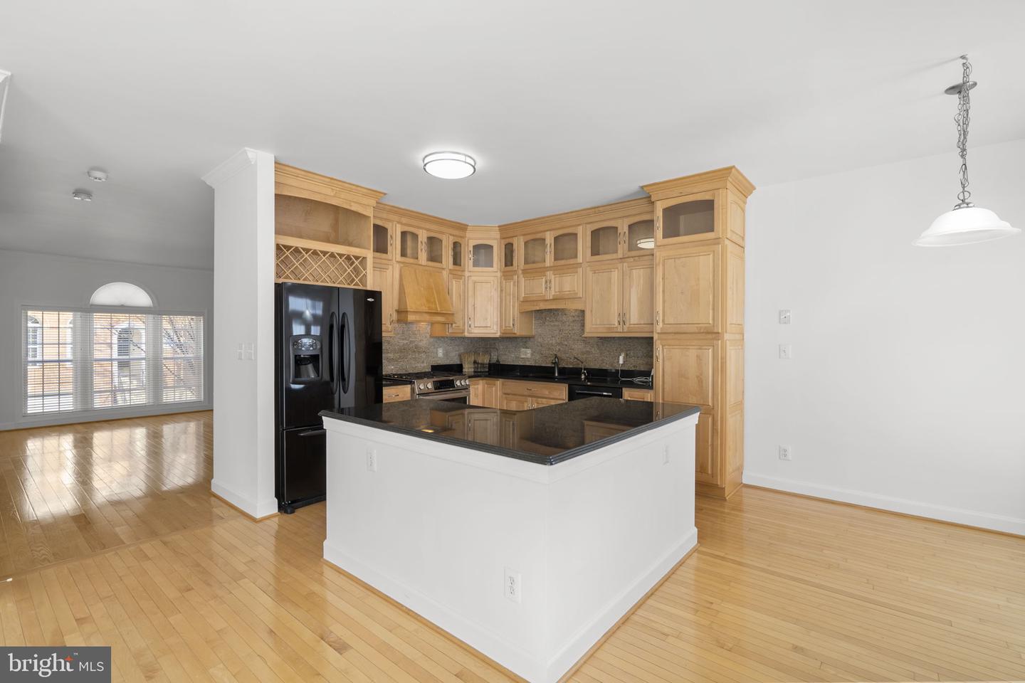 10505 CAPTAIN JOHN SMITH CT, FAIRFAX, Virginia 22030, 3 Bedrooms Bedrooms, ,2 BathroomsBathrooms,Residential,For sale,10505 CAPTAIN JOHN SMITH CT,VAFC2007644 MLS # VAFC2007644