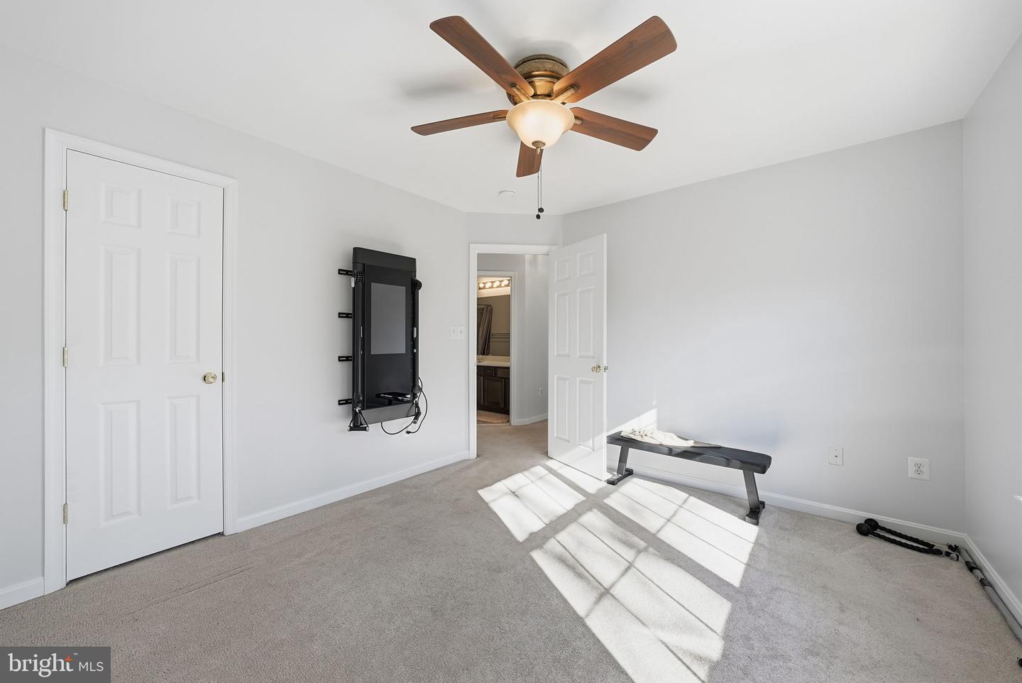 15204 CHULA PL, WOODBRIDGE, Virginia 22193, 4 Bedrooms Bedrooms, ,3 BathroomsBathrooms,Residential,For sale,15204 CHULA PL,VAPW2110500 MLS # VAPW2110500