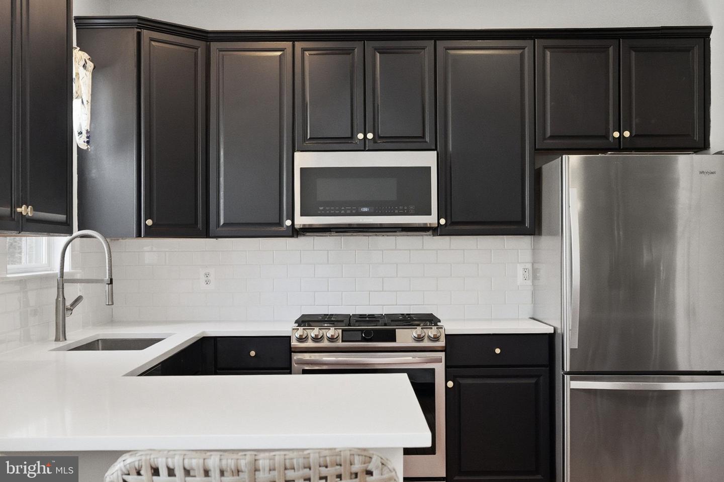 2118 CAPSTONE CIR, HERNDON, Virginia 20170, 4 Bedrooms Bedrooms, ,3 BathroomsBathrooms,Residential,For sale,2118 CAPSTONE CIR,VAFX2285652 MLS # VAFX2285652