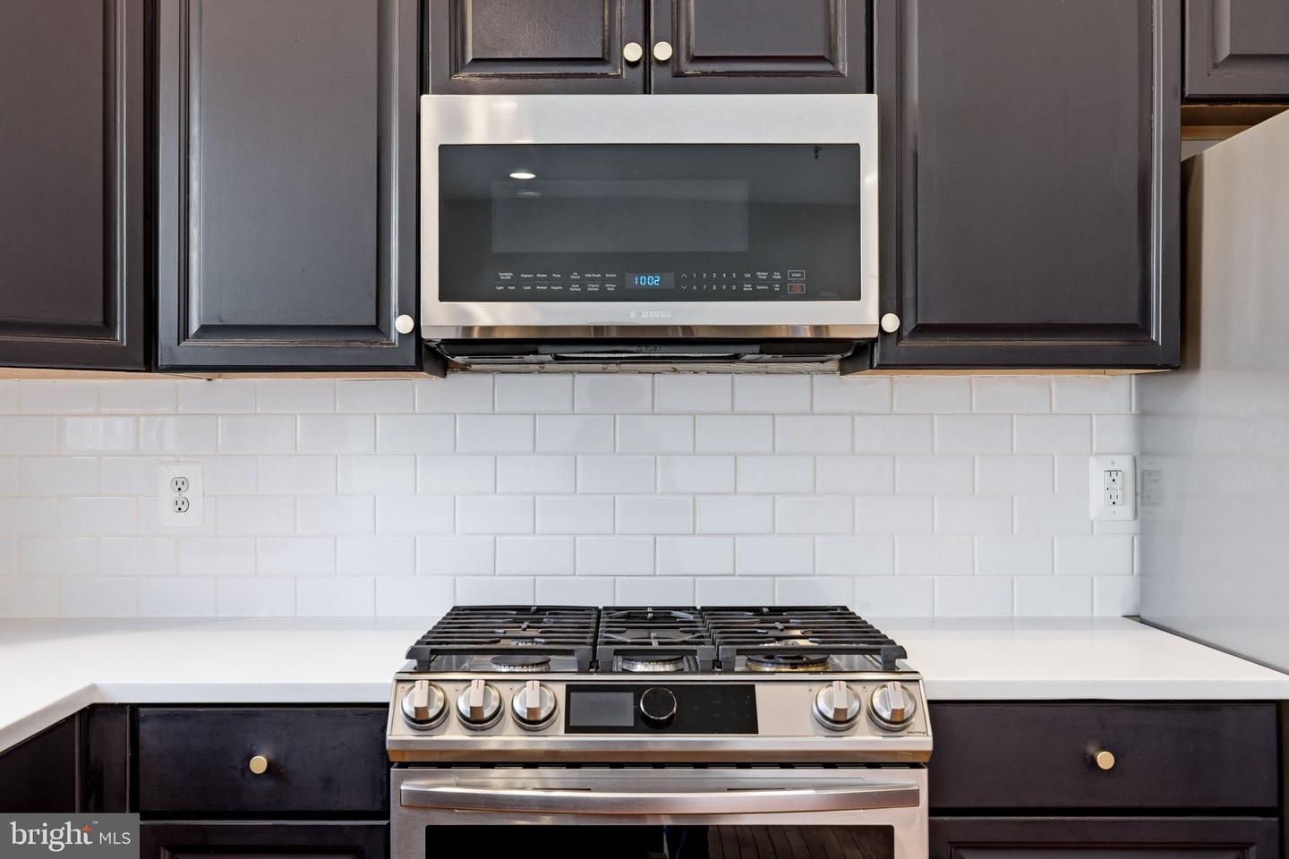 2118 CAPSTONE CIR, HERNDON, Virginia 20170, 4 Bedrooms Bedrooms, ,3 BathroomsBathrooms,Residential,For sale,2118 CAPSTONE CIR,VAFX2285652 MLS # VAFX2285652