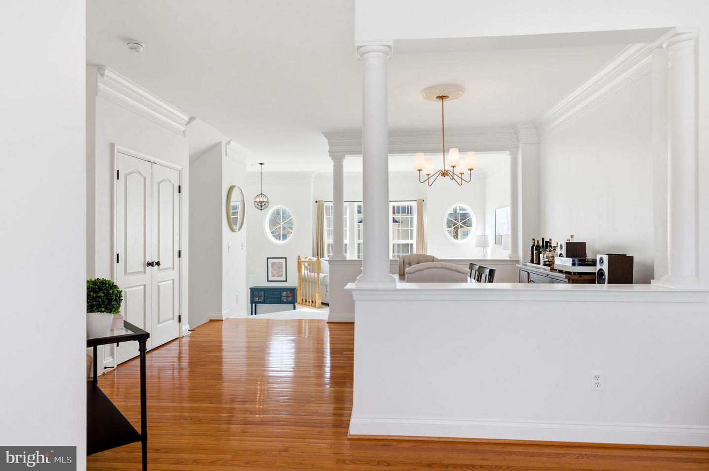 2118 CAPSTONE CIR, HERNDON, Virginia 20170, 4 Bedrooms Bedrooms, ,3 BathroomsBathrooms,Residential,For sale,2118 CAPSTONE CIR,VAFX2285652 MLS # VAFX2285652