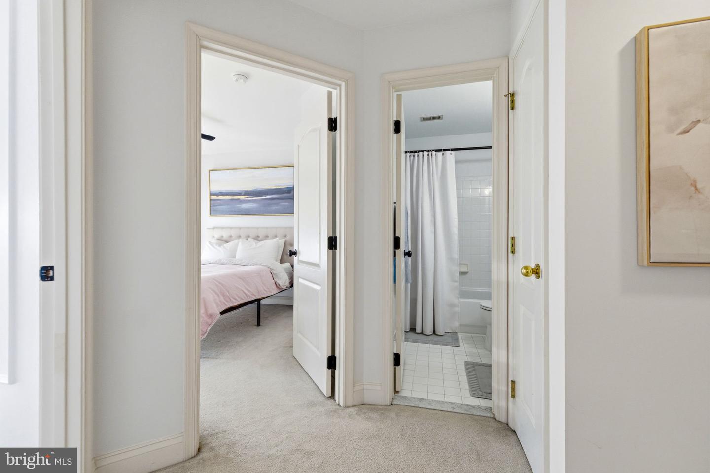 2118 CAPSTONE CIR, HERNDON, Virginia 20170, 4 Bedrooms Bedrooms, ,3 BathroomsBathrooms,Residential,For sale,2118 CAPSTONE CIR,VAFX2285652 MLS # VAFX2285652