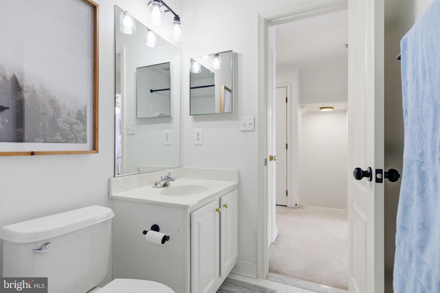 2118 CAPSTONE CIR, HERNDON, Virginia 20170, 4 Bedrooms Bedrooms, ,3 BathroomsBathrooms,Residential,For sale,2118 CAPSTONE CIR,VAFX2285652 MLS # VAFX2285652