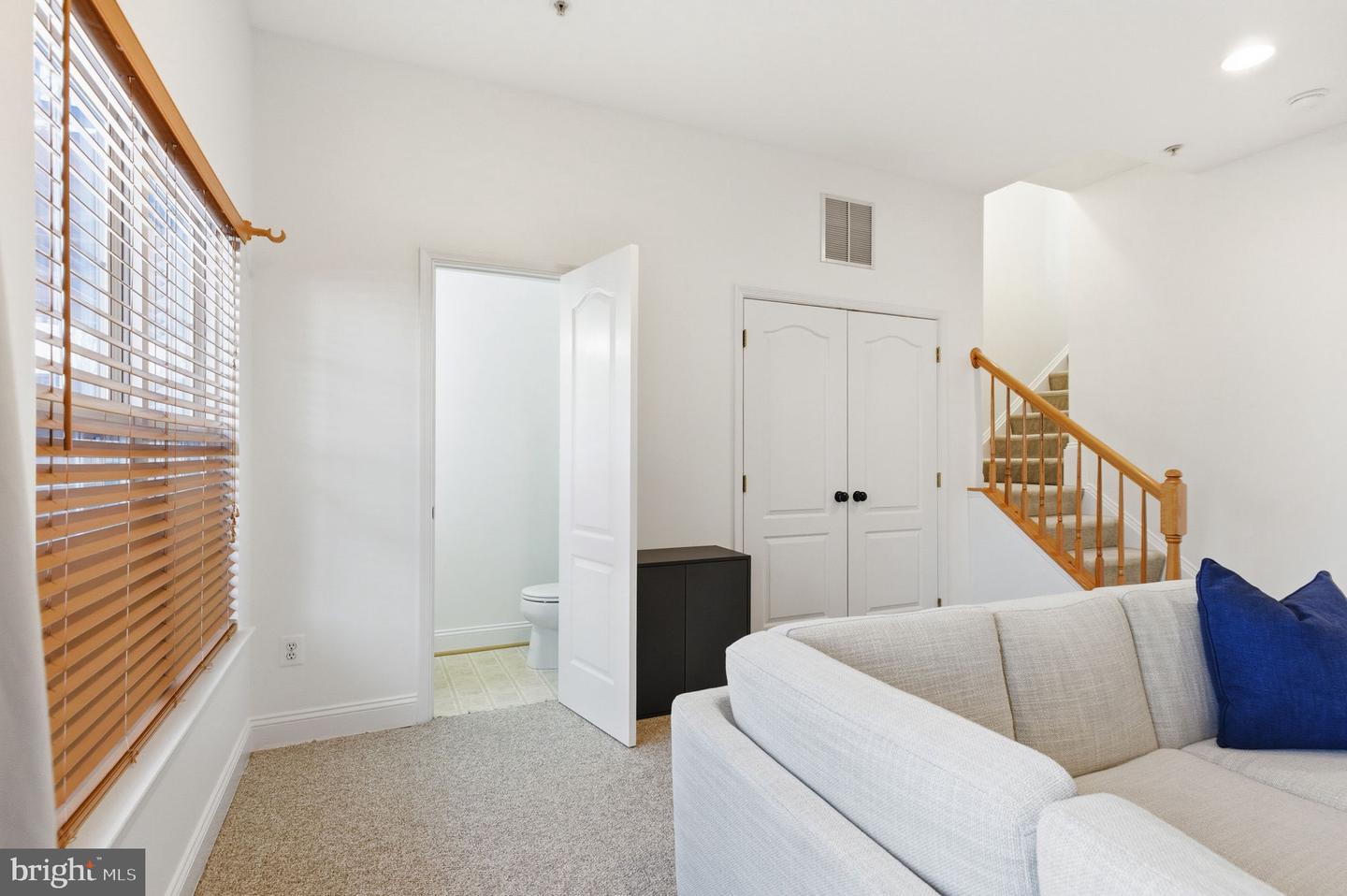 2118 CAPSTONE CIR, HERNDON, Virginia 20170, 4 Bedrooms Bedrooms, ,3 BathroomsBathrooms,Residential,For sale,2118 CAPSTONE CIR,VAFX2285652 MLS # VAFX2285652