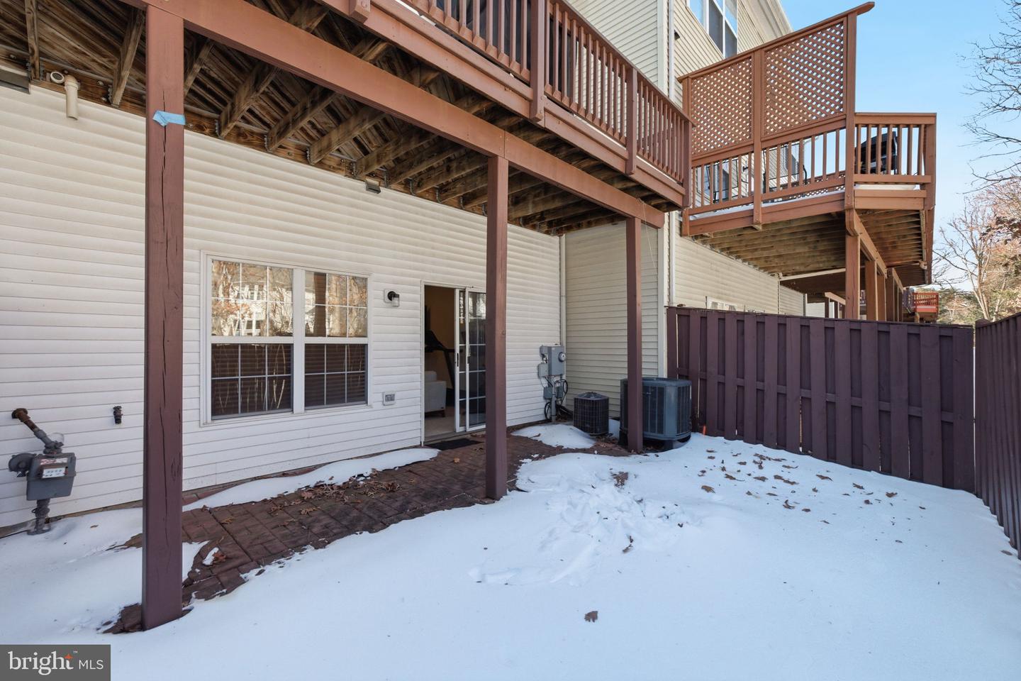 2118 CAPSTONE CIR, HERNDON, Virginia 20170, 4 Bedrooms Bedrooms, ,3 BathroomsBathrooms,Residential,For sale,2118 CAPSTONE CIR,VAFX2285652 MLS # VAFX2285652