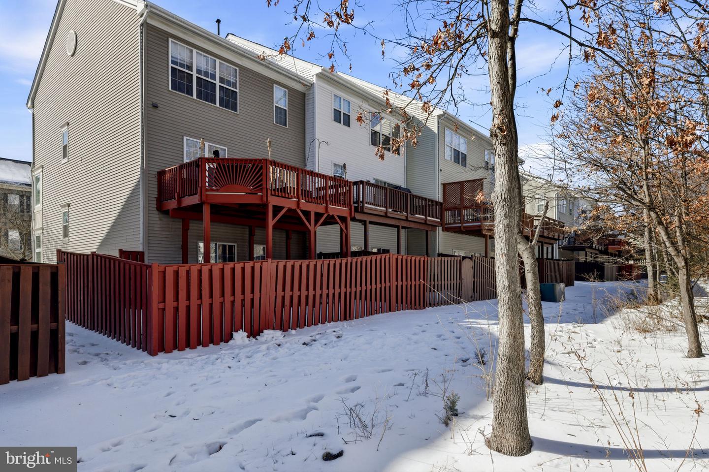 2118 CAPSTONE CIR, HERNDON, Virginia 20170, 4 Bedrooms Bedrooms, ,3 BathroomsBathrooms,Residential,For sale,2118 CAPSTONE CIR,VAFX2285652 MLS # VAFX2285652