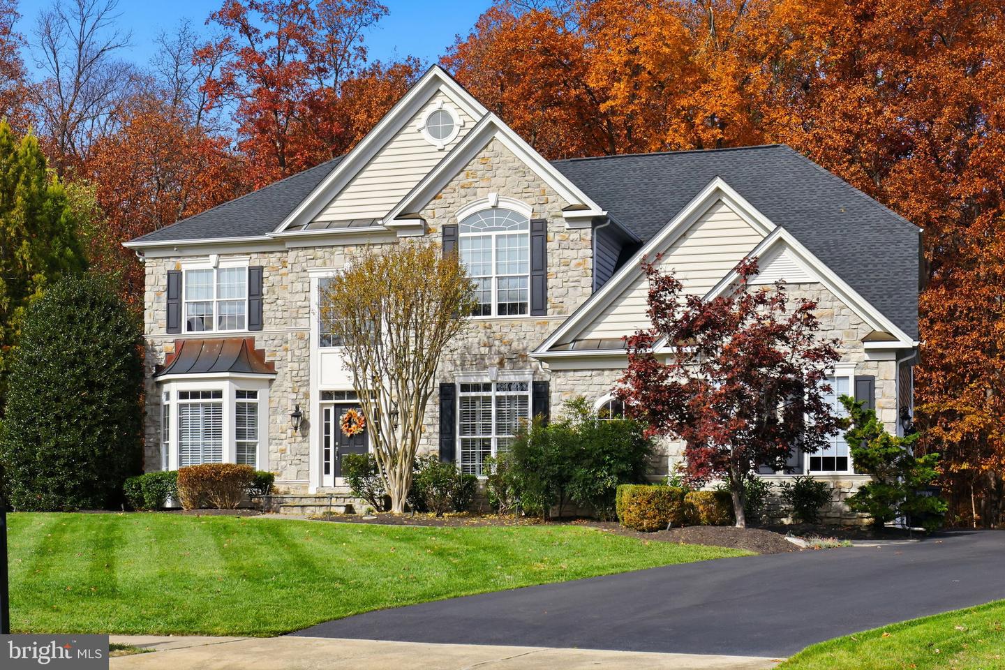 22455 PINE RIDGE CT, ASHBURN, Virginia 20148, 5 Bedrooms Bedrooms, ,5 BathroomsBathrooms,Residential,For sale,22455 PINE RIDGE CT,VALO2113982 MLS # VALO2113982