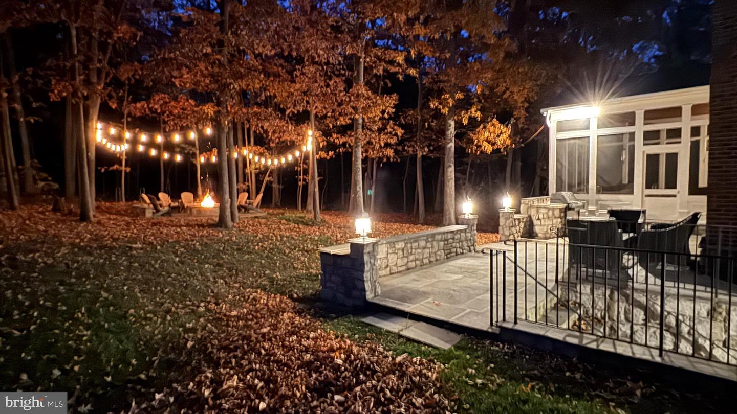 22455 PINE RIDGE CT, ASHBURN, Virginia 20148, 5 Bedrooms Bedrooms, ,5 BathroomsBathrooms,Residential,For sale,22455 PINE RIDGE CT,VALO2113982 MLS # VALO2113982