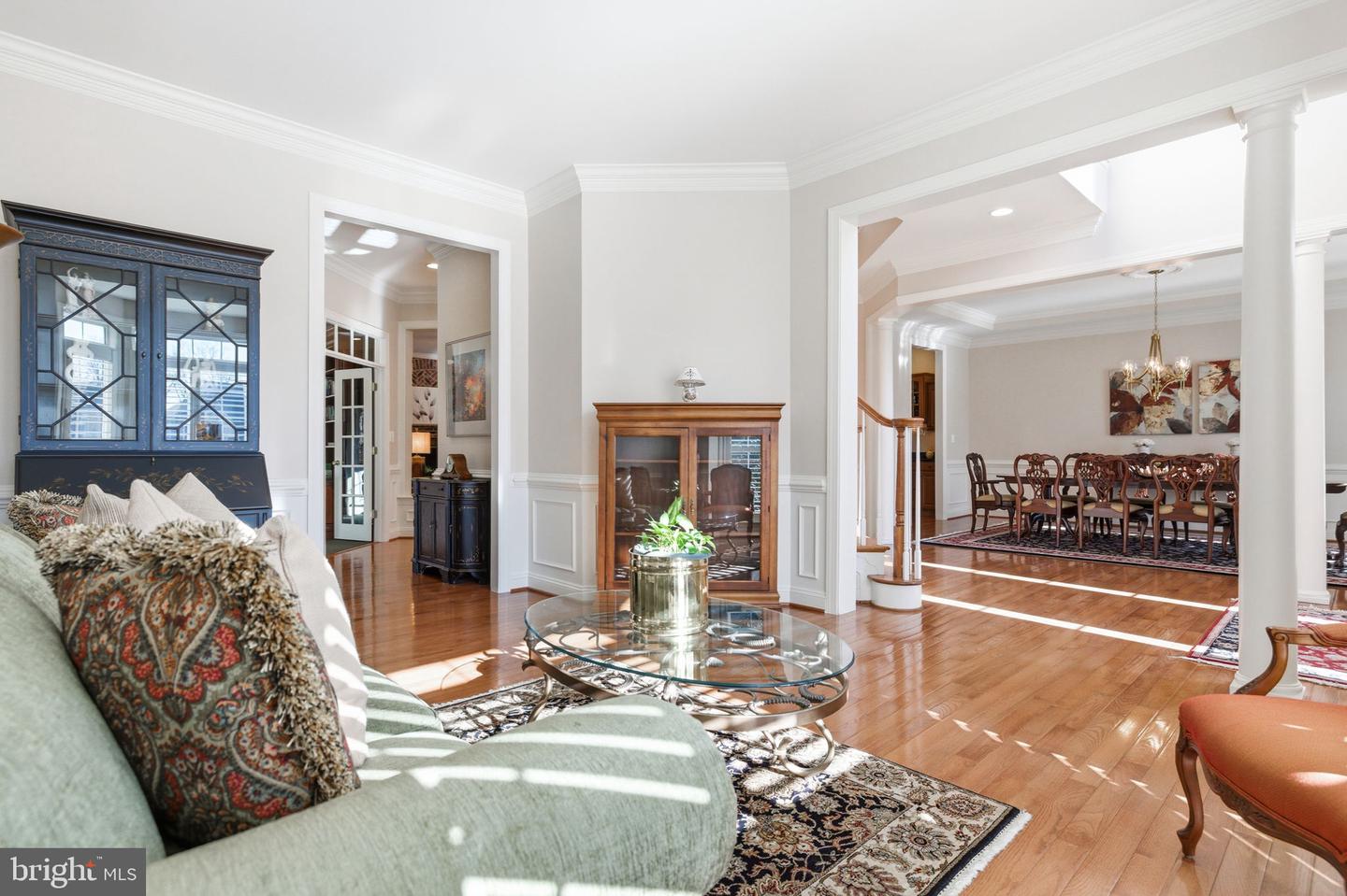 22455 PINE RIDGE CT, ASHBURN, Virginia 20148, 5 Bedrooms Bedrooms, ,5 BathroomsBathrooms,Residential,For sale,22455 PINE RIDGE CT,VALO2113982 MLS # VALO2113982