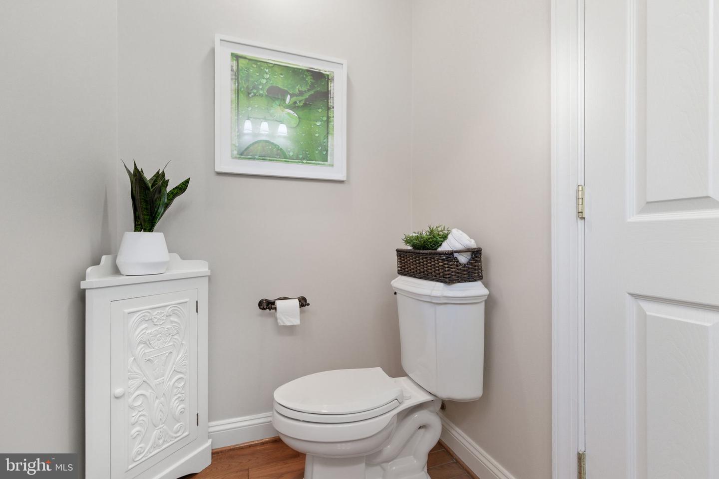 22455 PINE RIDGE CT, ASHBURN, Virginia 20148, 5 Bedrooms Bedrooms, ,5 BathroomsBathrooms,Residential,For sale,22455 PINE RIDGE CT,VALO2113982 MLS # VALO2113982