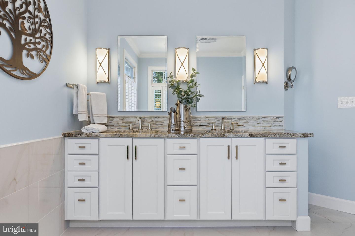 22455 PINE RIDGE CT, ASHBURN, Virginia 20148, 5 Bedrooms Bedrooms, ,5 BathroomsBathrooms,Residential,For sale,22455 PINE RIDGE CT,VALO2113982 MLS # VALO2113982