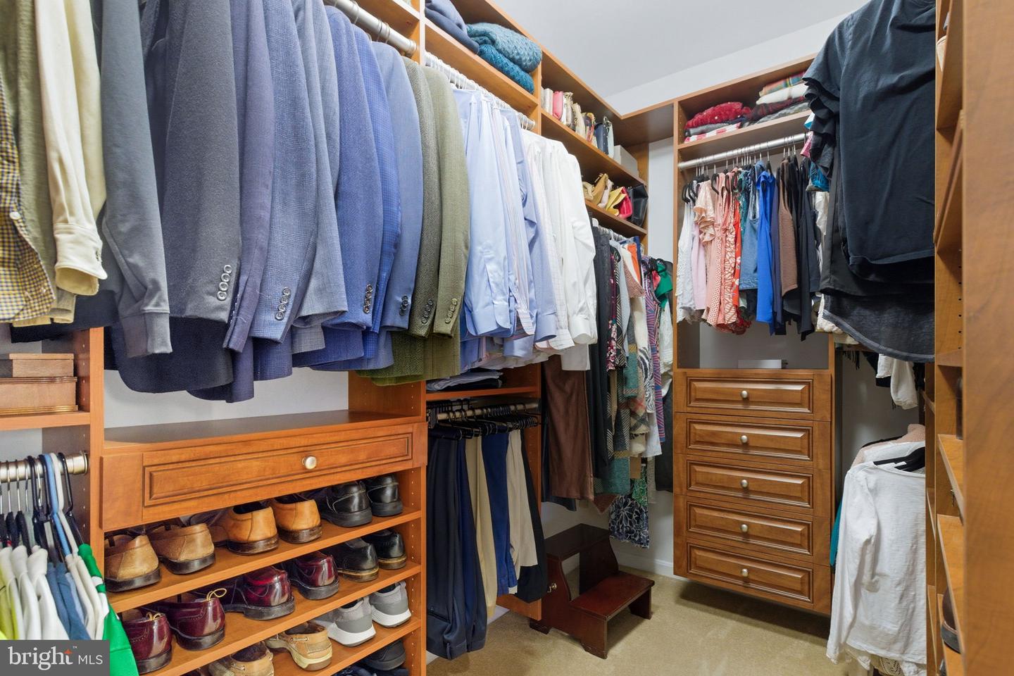 22455 PINE RIDGE CT, ASHBURN, Virginia 20148, 5 Bedrooms Bedrooms, ,5 BathroomsBathrooms,Residential,For sale,22455 PINE RIDGE CT,VALO2113982 MLS # VALO2113982