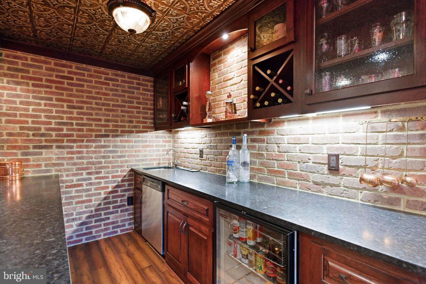 22455 PINE RIDGE CT, ASHBURN, Virginia 20148, 5 Bedrooms Bedrooms, ,5 BathroomsBathrooms,Residential,For sale,22455 PINE RIDGE CT,VALO2113982 MLS # VALO2113982