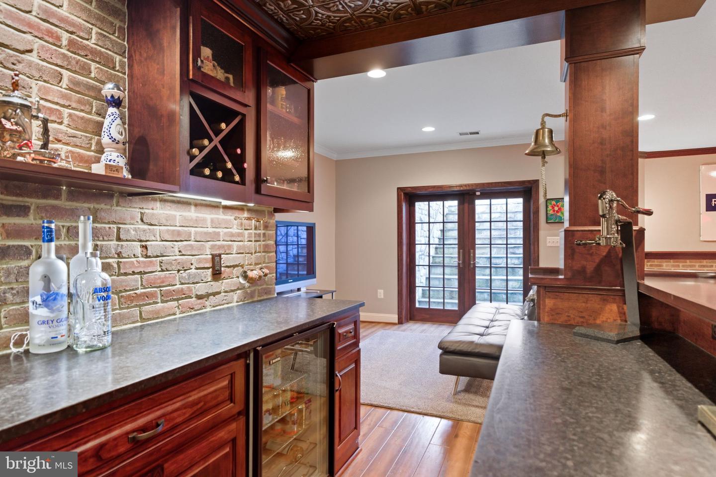 22455 PINE RIDGE CT, ASHBURN, Virginia 20148, 5 Bedrooms Bedrooms, ,5 BathroomsBathrooms,Residential,For sale,22455 PINE RIDGE CT,VALO2113982 MLS # VALO2113982