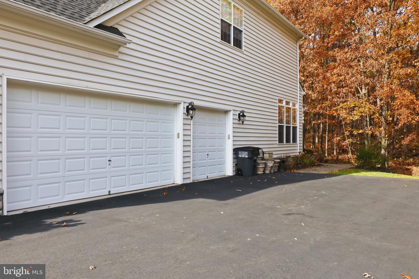 22455 PINE RIDGE CT, ASHBURN, Virginia 20148, 5 Bedrooms Bedrooms, ,5 BathroomsBathrooms,Residential,For sale,22455 PINE RIDGE CT,VALO2113982 MLS # VALO2113982