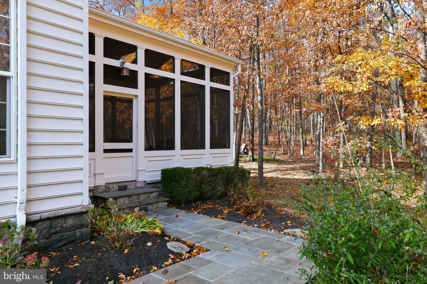 22455 PINE RIDGE CT, ASHBURN, Virginia 20148, 5 Bedrooms Bedrooms, ,5 BathroomsBathrooms,Residential,For sale,22455 PINE RIDGE CT,VALO2113982 MLS # VALO2113982