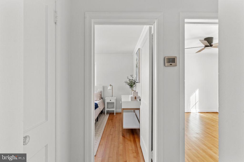 5118 25TH RD N, ARLINGTON, Virginia 22207, 3 Bedrooms Bedrooms, ,2 BathroomsBathrooms,Residential,For sale,5118 25TH RD N,VAAR2067804 MLS # VAAR2067804