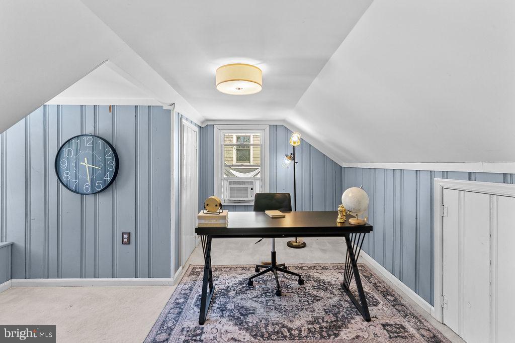 5118 25TH RD N, ARLINGTON, Virginia 22207, 3 Bedrooms Bedrooms, ,2 BathroomsBathrooms,Residential,For sale,5118 25TH RD N,VAAR2067804 MLS # VAAR2067804