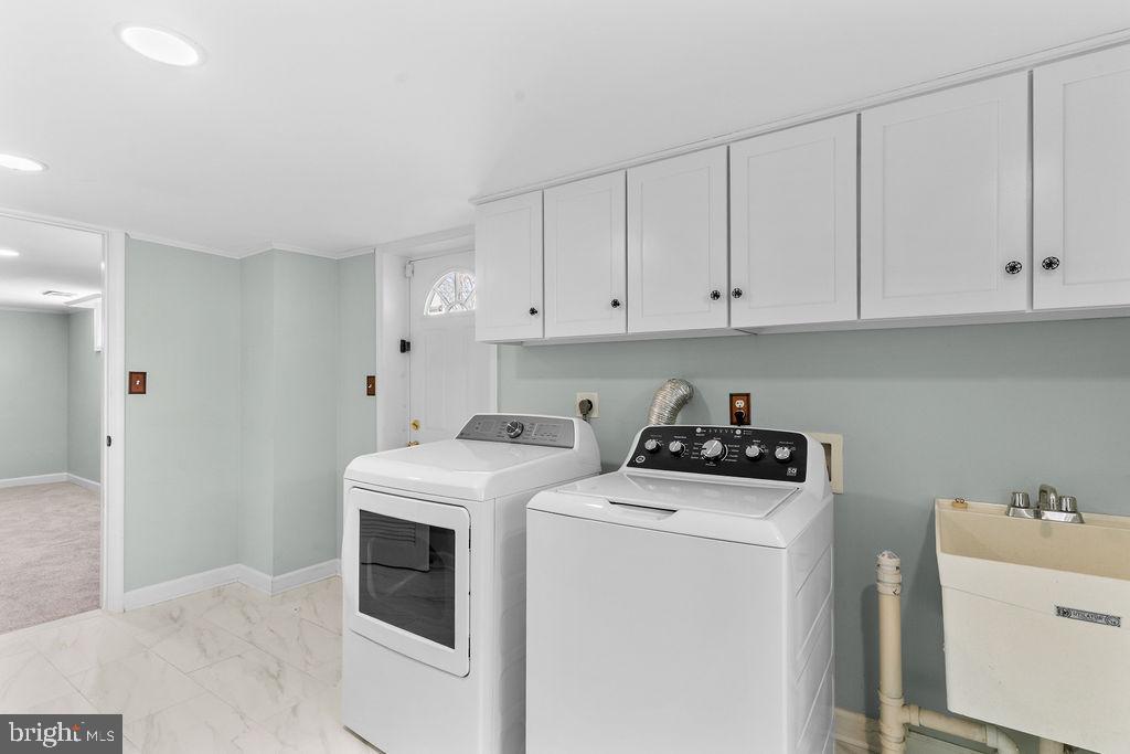 5118 25TH RD N, ARLINGTON, Virginia 22207, 3 Bedrooms Bedrooms, ,2 BathroomsBathrooms,Residential,For sale,5118 25TH RD N,VAAR2067804 MLS # VAAR2067804