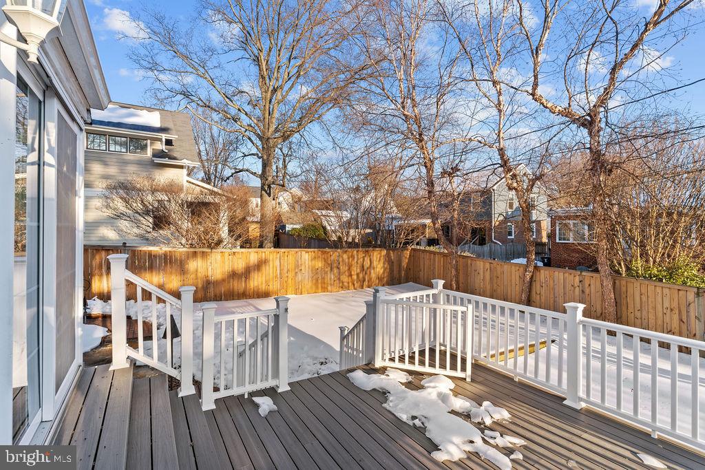 5118 25TH RD N, ARLINGTON, Virginia 22207, 3 Bedrooms Bedrooms, ,2 BathroomsBathrooms,Residential,For sale,5118 25TH RD N,VAAR2067804 MLS # VAAR2067804