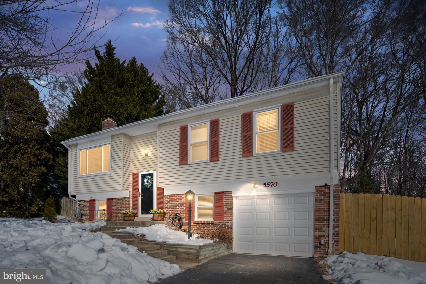 5570 ROWSER DR, WOODBRIDGE, Virginia 22193, 4 Bedrooms Bedrooms, ,2 BathroomsBathrooms,Residential,For sale,5570 ROWSER DR,VAPW2110654 MLS # VAPW2110654