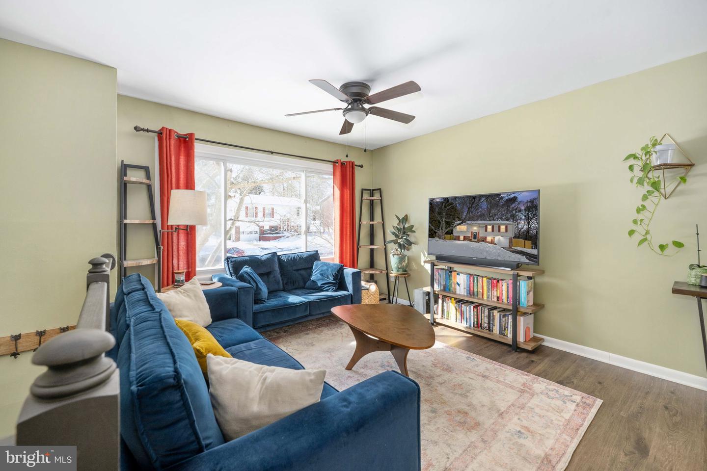 5570 ROWSER DR, WOODBRIDGE, Virginia 22193, 4 Bedrooms Bedrooms, ,2 BathroomsBathrooms,Residential,For sale,5570 ROWSER DR,VAPW2110654 MLS # VAPW2110654