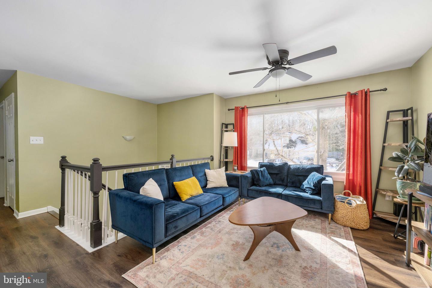 5570 ROWSER DR, WOODBRIDGE, Virginia 22193, 4 Bedrooms Bedrooms, ,2 BathroomsBathrooms,Residential,For sale,5570 ROWSER DR,VAPW2110654 MLS # VAPW2110654