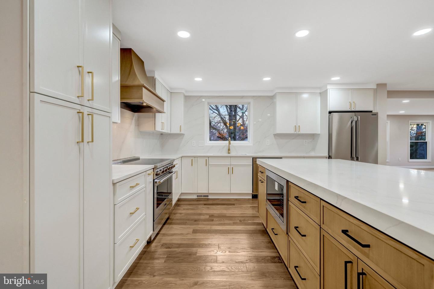 5203 MORNINGTON CT, FAIRFAX, Virginia 22032, 5 Bedrooms Bedrooms, 19 Rooms Rooms,5 BathroomsBathrooms,Residential,For sale,5203 MORNINGTON CT,VAFX2286062 MLS # VAFX2286062