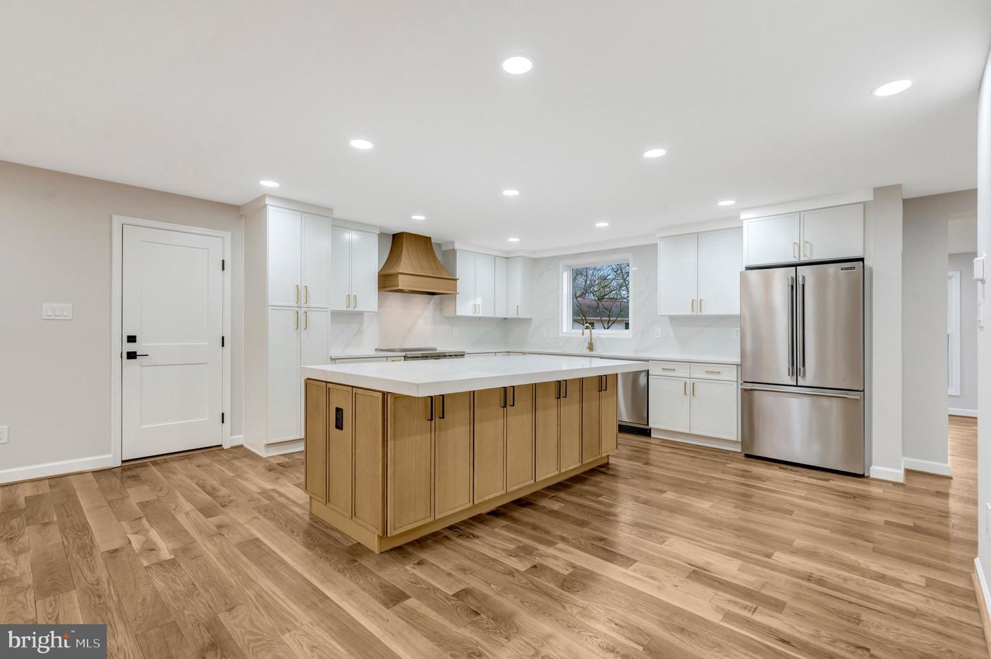 5203 MORNINGTON CT, FAIRFAX, Virginia 22032, 5 Bedrooms Bedrooms, 19 Rooms Rooms,5 BathroomsBathrooms,Residential,For sale,5203 MORNINGTON CT,VAFX2286062 MLS # VAFX2286062