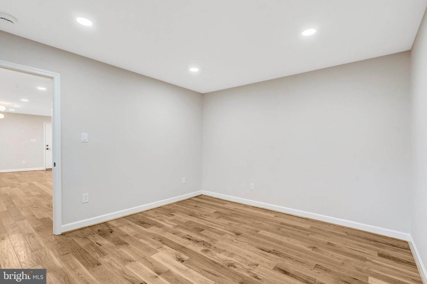 5203 MORNINGTON CT, FAIRFAX, Virginia 22032, 5 Bedrooms Bedrooms, 19 Rooms Rooms,5 BathroomsBathrooms,Residential,For sale,5203 MORNINGTON CT,VAFX2286062 MLS # VAFX2286062