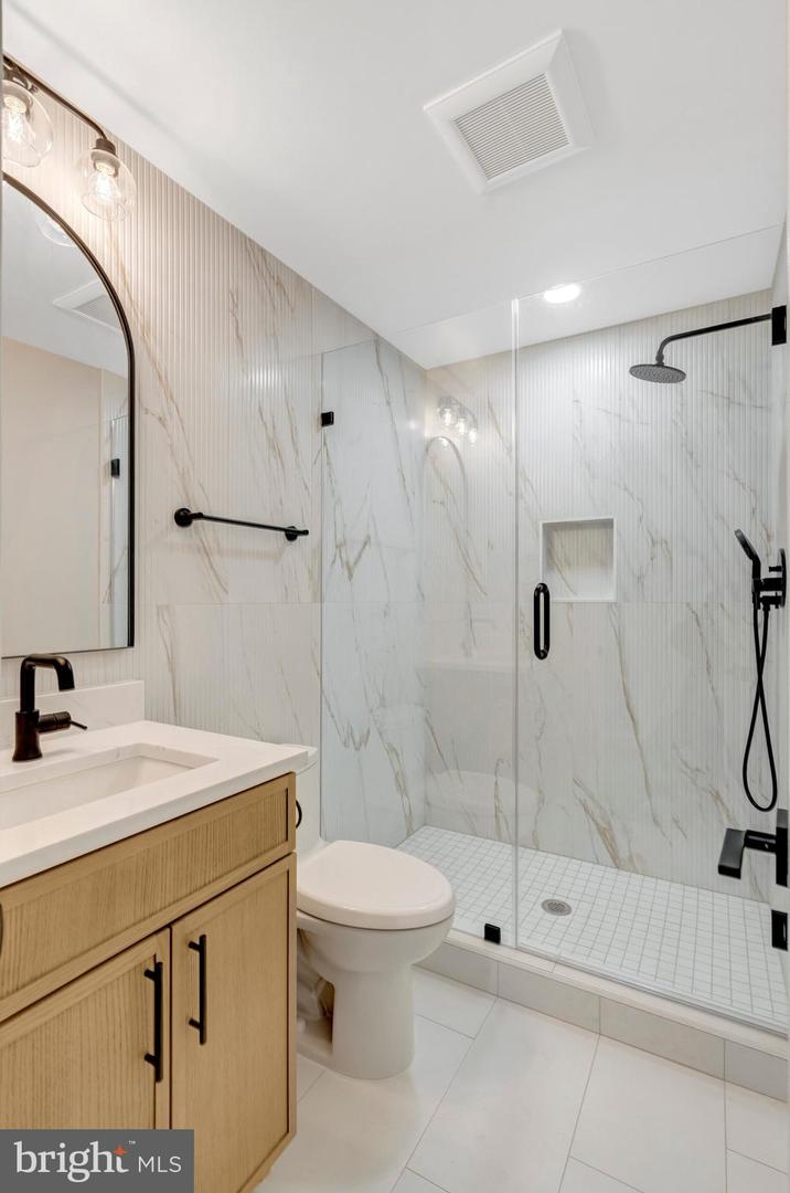 5203 MORNINGTON CT, FAIRFAX, Virginia 22032, 5 Bedrooms Bedrooms, 19 Rooms Rooms,5 BathroomsBathrooms,Residential,For sale,5203 MORNINGTON CT,VAFX2286062 MLS # VAFX2286062