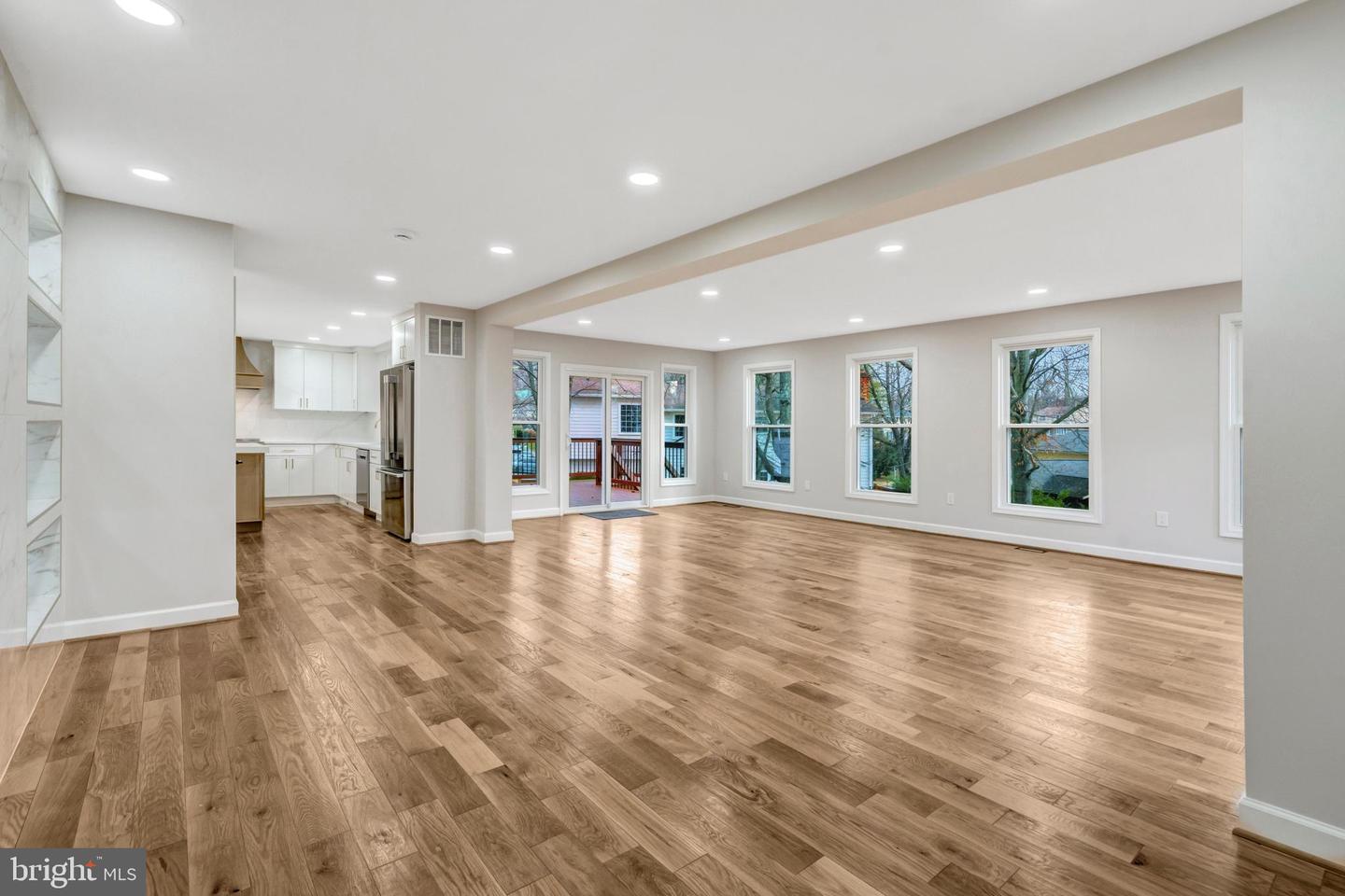 5203 MORNINGTON CT, FAIRFAX, Virginia 22032, 5 Bedrooms Bedrooms, 19 Rooms Rooms,5 BathroomsBathrooms,Residential,For sale,5203 MORNINGTON CT,VAFX2286062 MLS # VAFX2286062