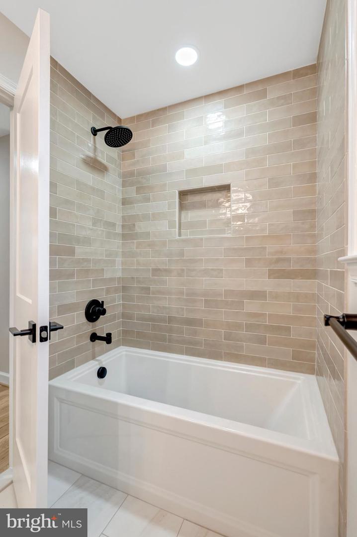 5203 MORNINGTON CT, FAIRFAX, Virginia 22032, 5 Bedrooms Bedrooms, 19 Rooms Rooms,5 BathroomsBathrooms,Residential,For sale,5203 MORNINGTON CT,VAFX2286062 MLS # VAFX2286062