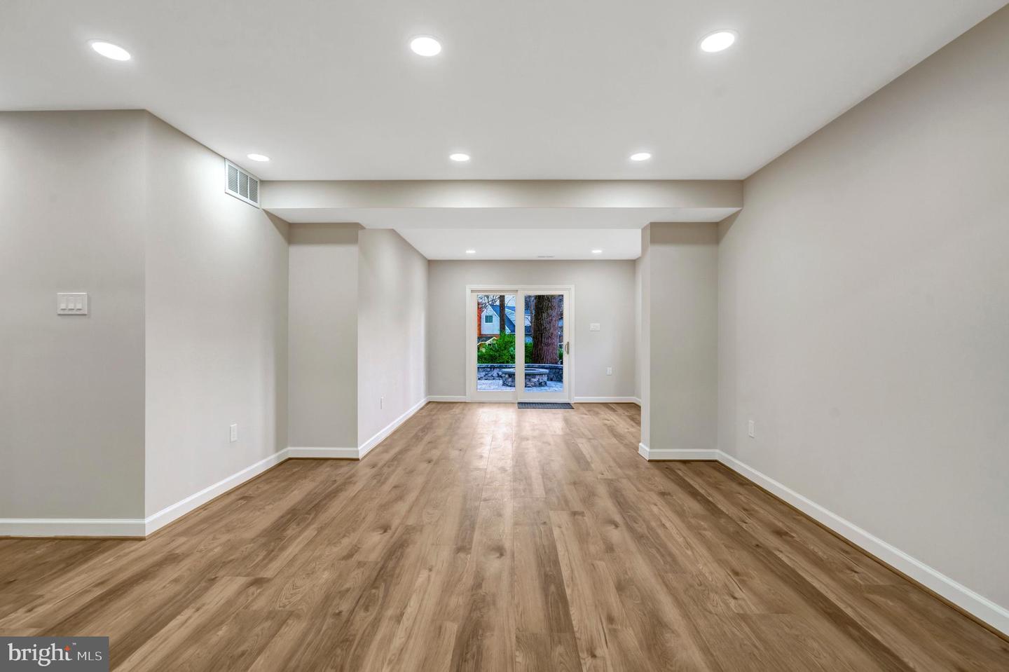 5203 MORNINGTON CT, FAIRFAX, Virginia 22032, 5 Bedrooms Bedrooms, 19 Rooms Rooms,5 BathroomsBathrooms,Residential,For sale,5203 MORNINGTON CT,VAFX2286062 MLS # VAFX2286062