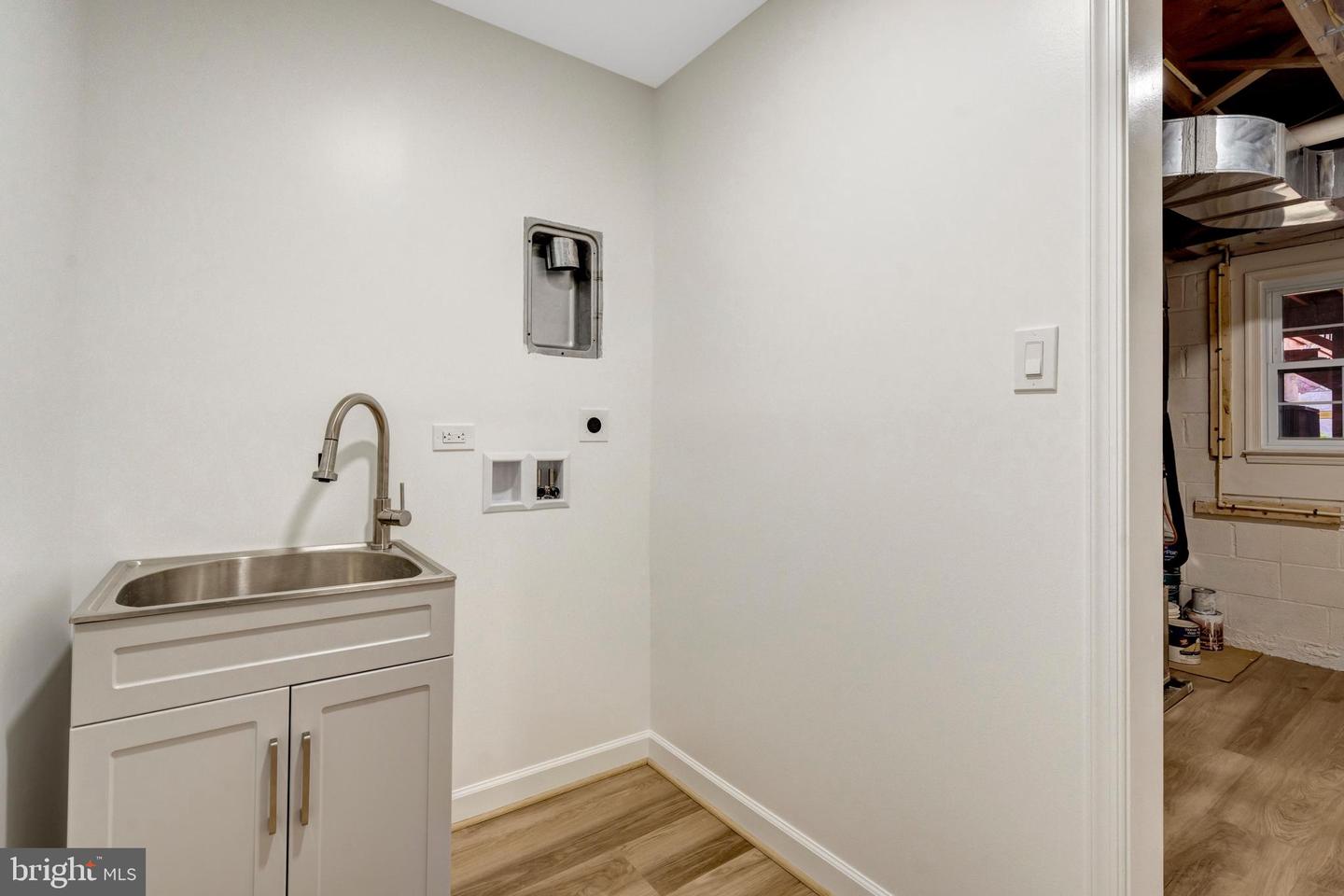 5203 MORNINGTON CT, FAIRFAX, Virginia 22032, 5 Bedrooms Bedrooms, 19 Rooms Rooms,5 BathroomsBathrooms,Residential,For sale,5203 MORNINGTON CT,VAFX2286062 MLS # VAFX2286062