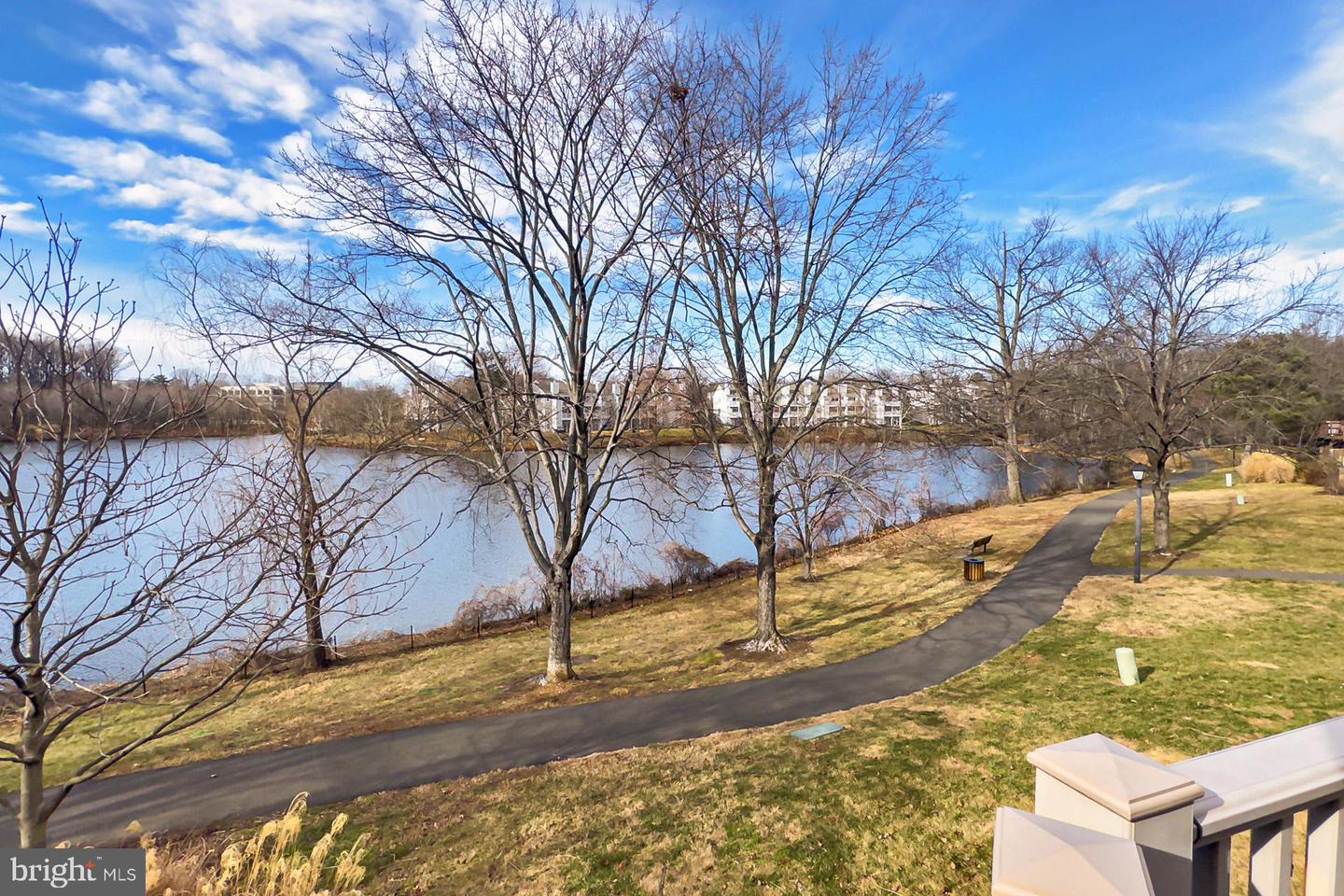 2938 BRIDGEHAMPTON CT, FALLS CHURCH, Virginia 22042, 3 Bedrooms Bedrooms, ,2 BathroomsBathrooms,Residential,For sale,2938 BRIDGEHAMPTON CT,VAFX2286166 MLS # VAFX2286166