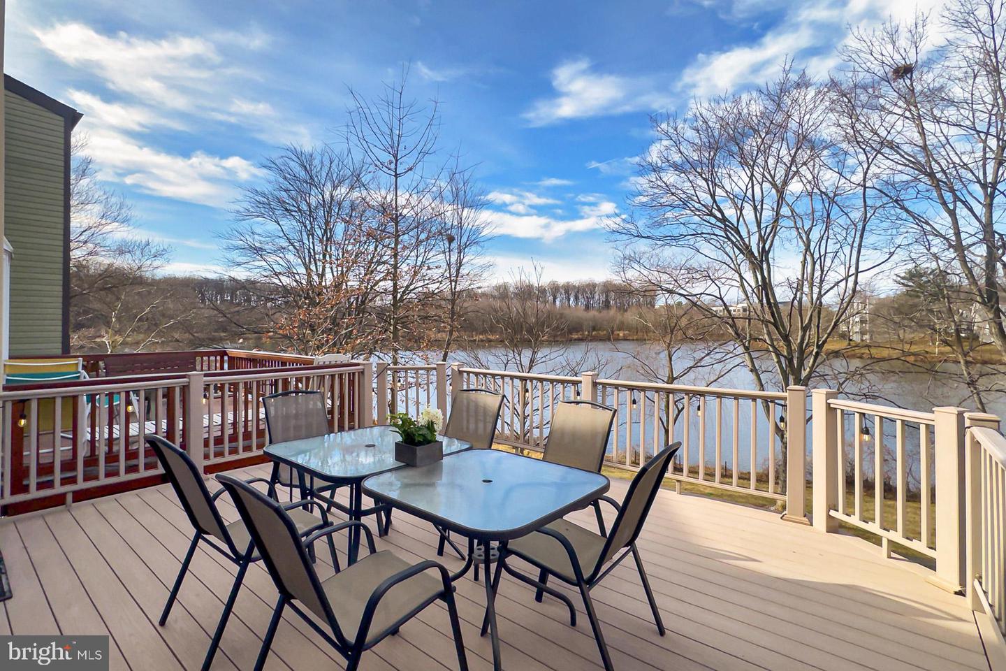 2938 BRIDGEHAMPTON CT, FALLS CHURCH, Virginia 22042, 3 Bedrooms Bedrooms, ,2 BathroomsBathrooms,Residential,For sale,2938 BRIDGEHAMPTON CT,VAFX2286166 MLS # VAFX2286166