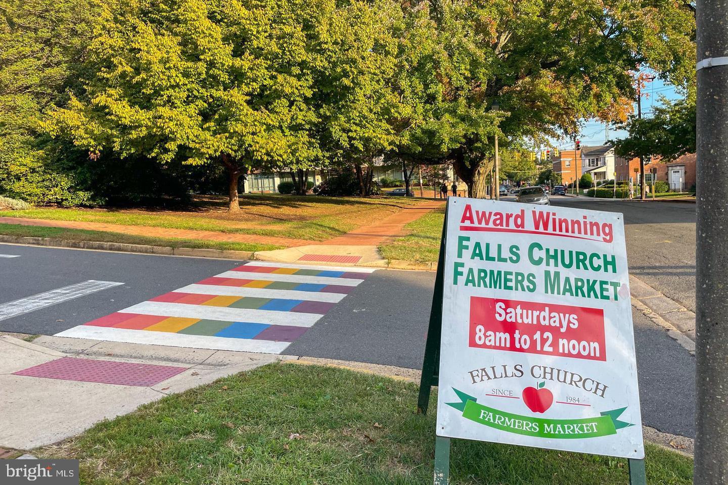 2938 BRIDGEHAMPTON CT, FALLS CHURCH, Virginia 22042, 3 Bedrooms Bedrooms, ,2 BathroomsBathrooms,Residential,For sale,2938 BRIDGEHAMPTON CT,VAFX2286166 MLS # VAFX2286166