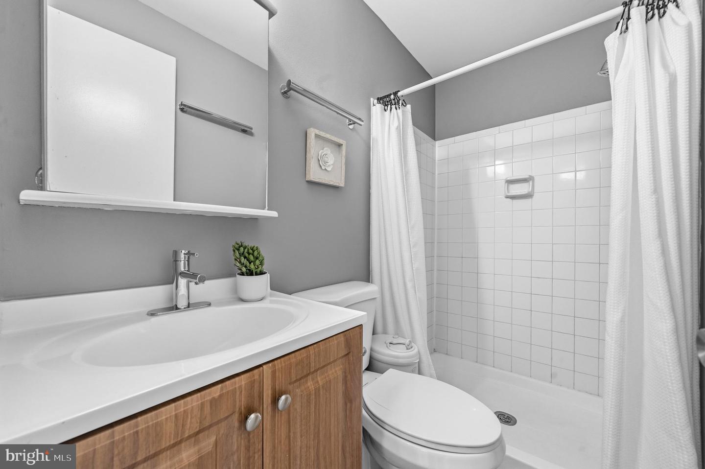 2901 EVERLEIGH WAY, FAIRFAX, Virginia 22031, 3 Bedrooms Bedrooms, ,3 BathroomsBathrooms,Residential,For sale,2901 EVERLEIGH WAY,VAFX2286184 MLS # VAFX2286184