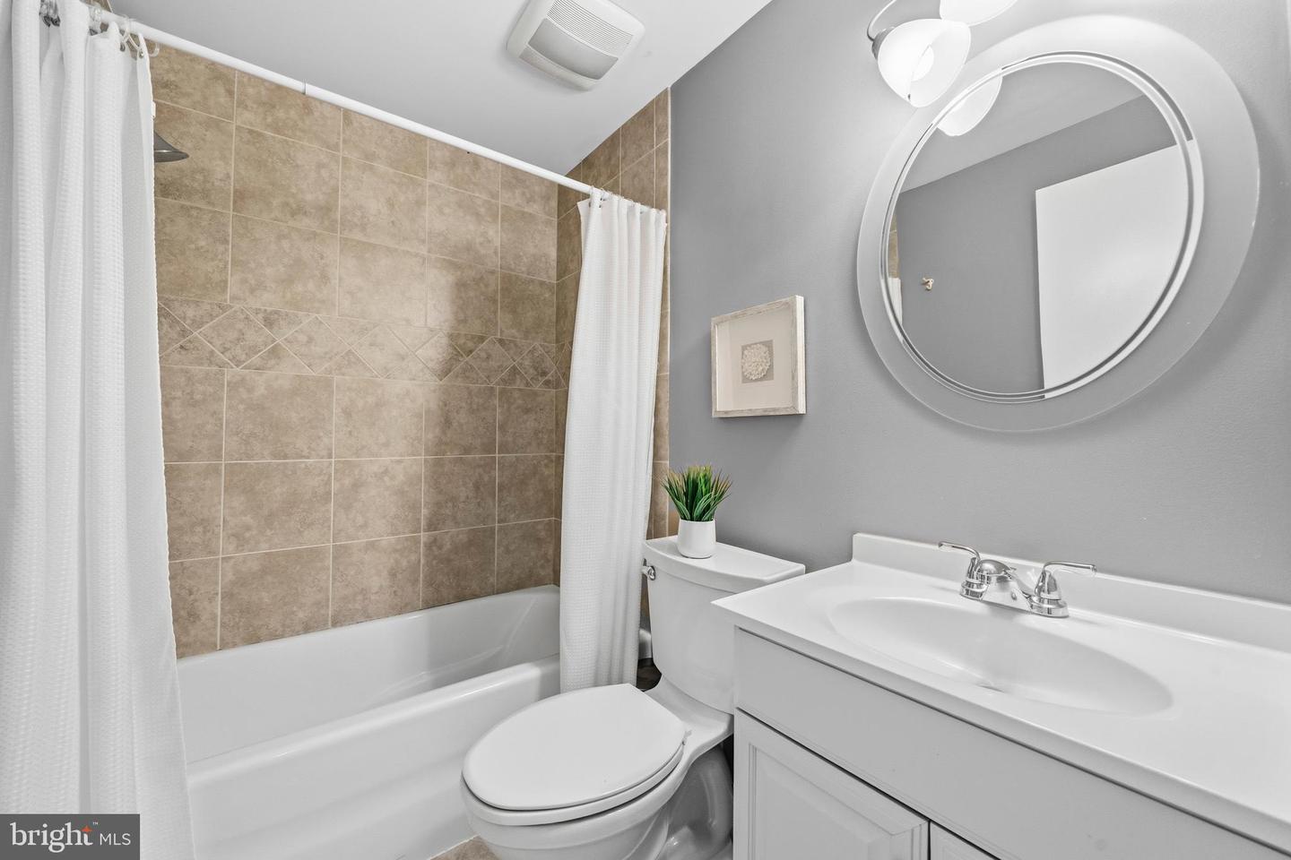 2901 EVERLEIGH WAY, FAIRFAX, Virginia 22031, 3 Bedrooms Bedrooms, ,3 BathroomsBathrooms,Residential,For sale,2901 EVERLEIGH WAY,VAFX2286184 MLS # VAFX2286184