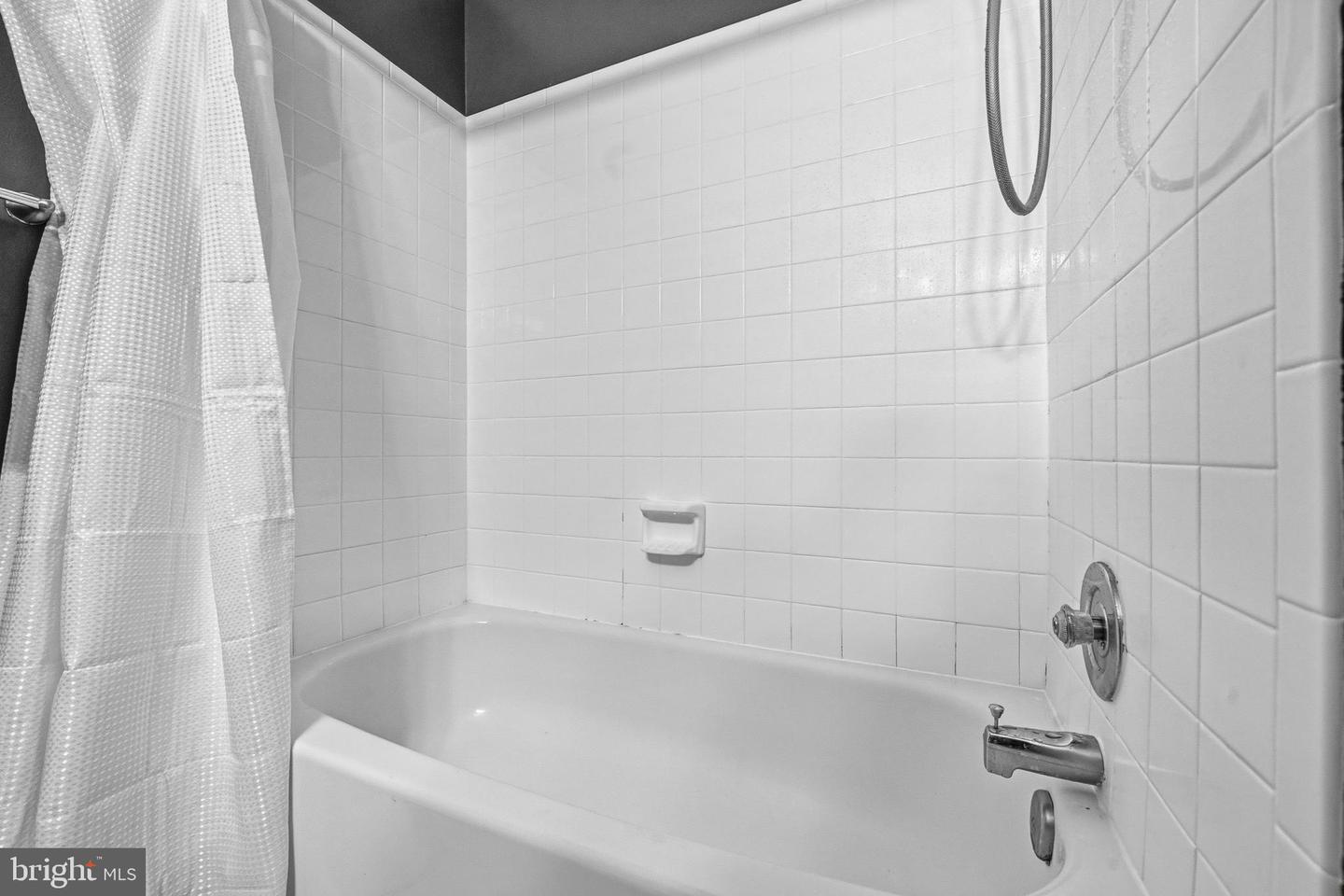 2901 EVERLEIGH WAY, FAIRFAX, Virginia 22031, 3 Bedrooms Bedrooms, ,3 BathroomsBathrooms,Residential,For sale,2901 EVERLEIGH WAY,VAFX2286184 MLS # VAFX2286184