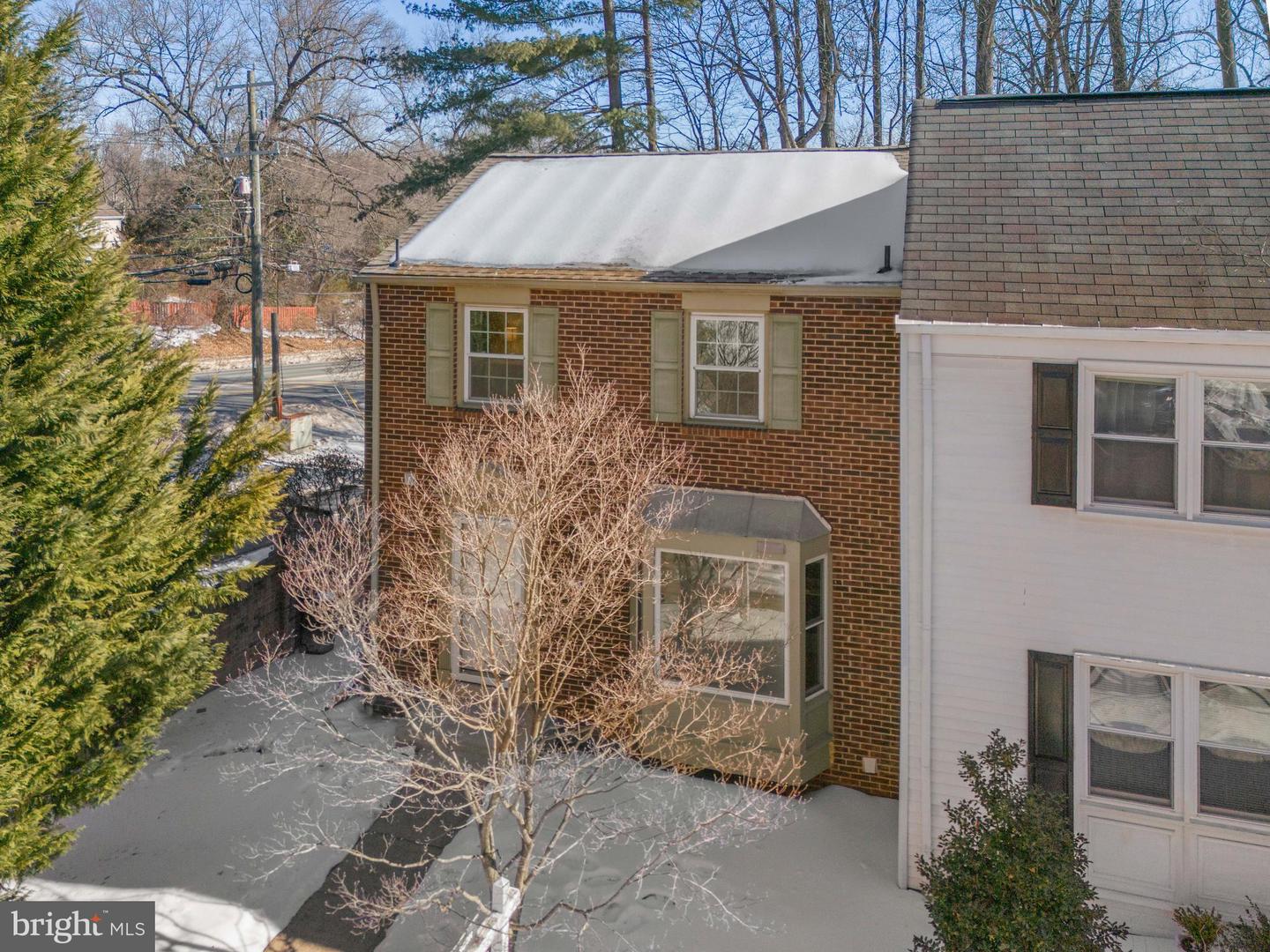 2901 EVERLEIGH WAY, FAIRFAX, Virginia 22031, 3 Bedrooms Bedrooms, ,3 BathroomsBathrooms,Residential,For sale,2901 EVERLEIGH WAY,VAFX2286184 MLS # VAFX2286184