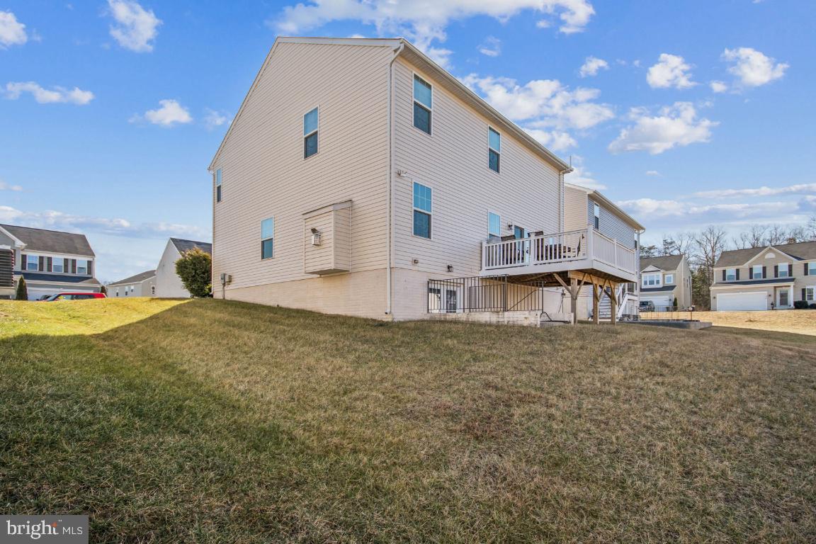 5821 SPRUCE VALLEY DR, FREDERICKSBURG, Virginia 22407, 4 Bedrooms Bedrooms, ,3 BathroomsBathrooms,Residential,For sale,5821 SPRUCE VALLEY DR,VASP2038710 MLS # VASP2038710