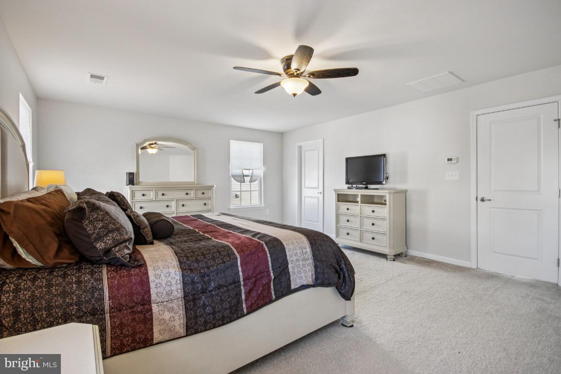 5821 SPRUCE VALLEY DR, FREDERICKSBURG, Virginia 22407, 4 Bedrooms Bedrooms, ,3 BathroomsBathrooms,Residential,For sale,5821 SPRUCE VALLEY DR,VASP2038710 MLS # VASP2038710