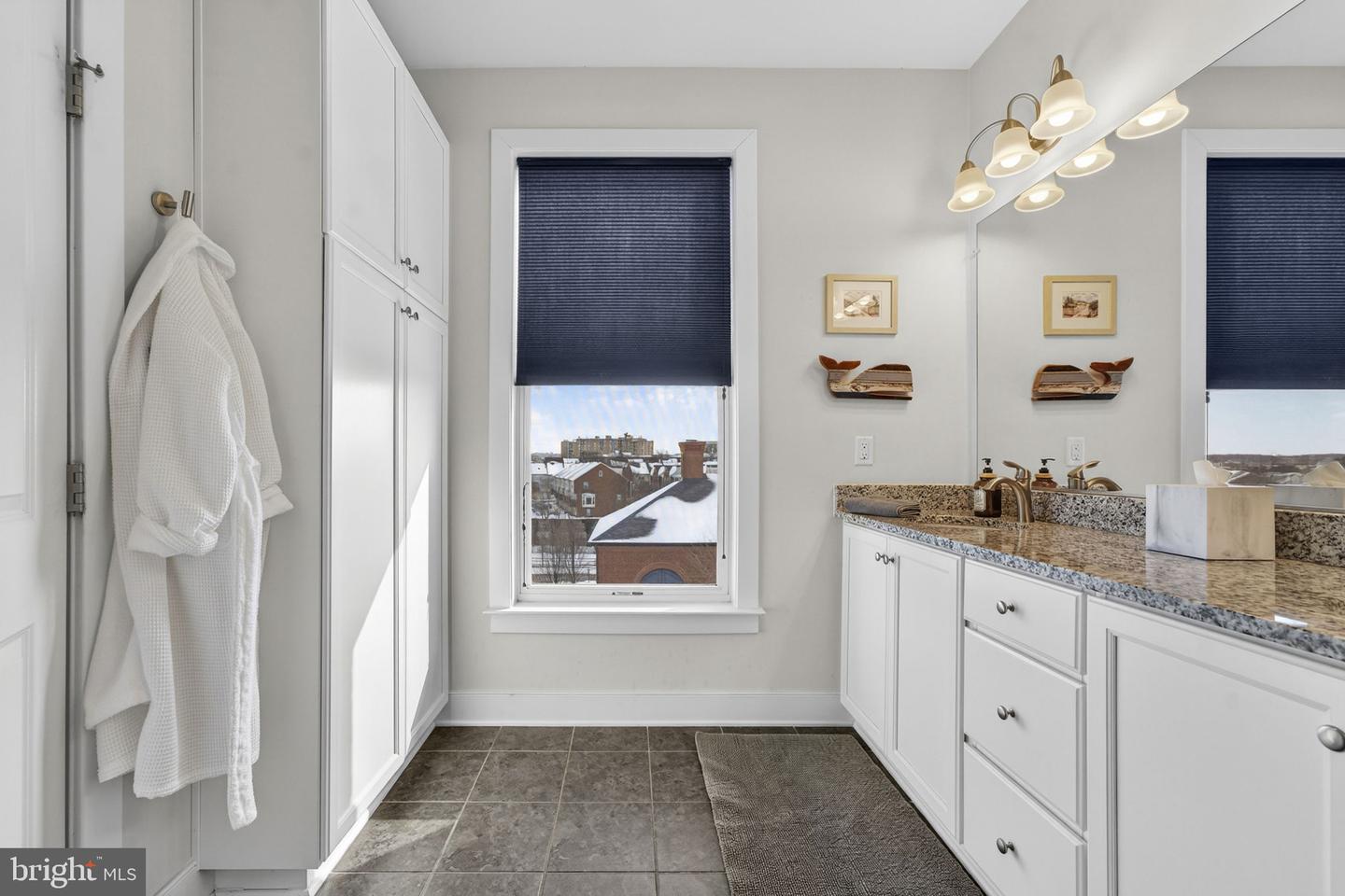 1912 POTOMAC AVE #102, ALEXANDRIA, Virginia 22301, 3 Bedrooms Bedrooms, 11 Rooms Rooms,2 BathroomsBathrooms,Residential,For sale,1912 POTOMAC AVE #102,VAAX2053282 MLS # VAAX2053282