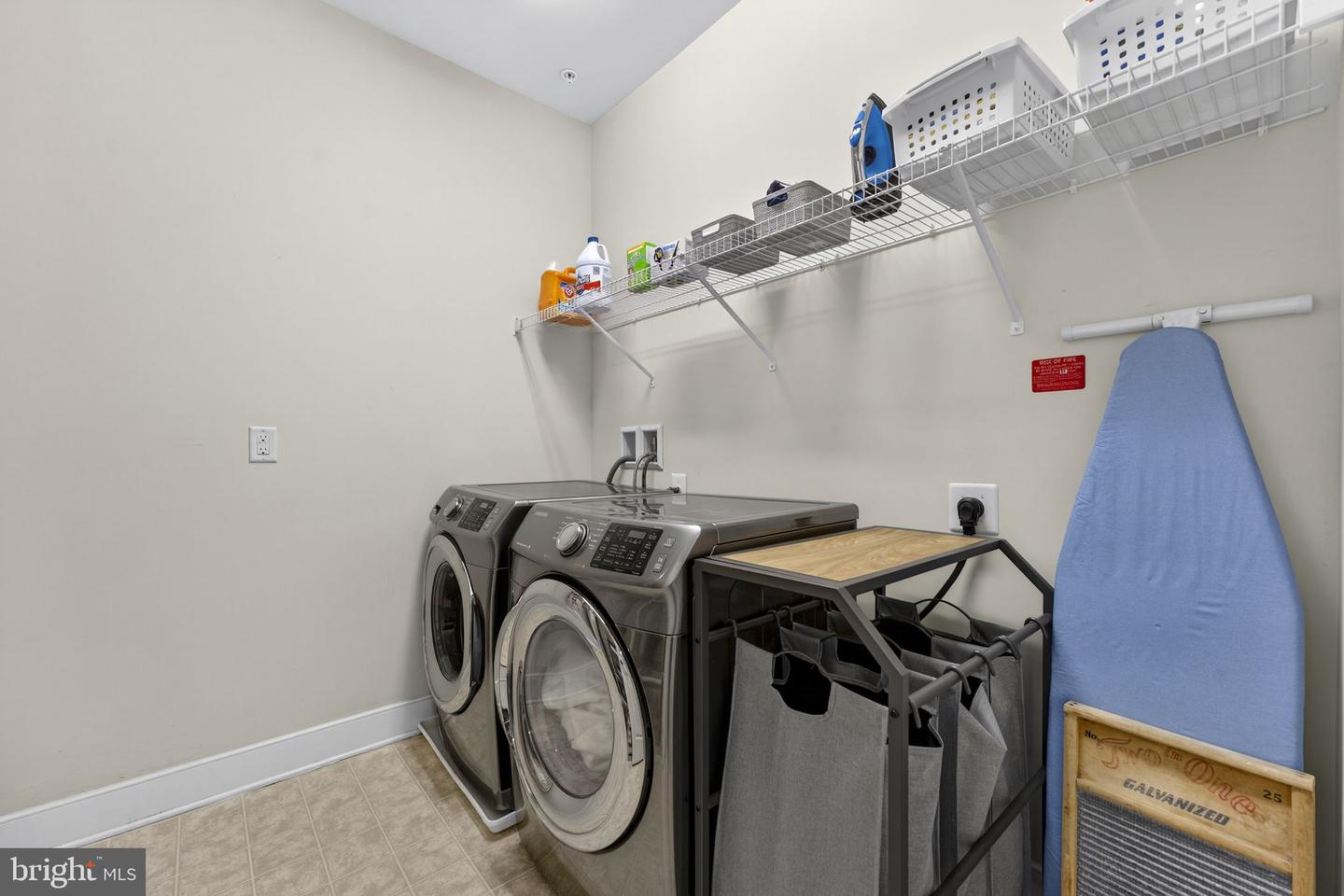 1912 POTOMAC AVE #102, ALEXANDRIA, Virginia 22301, 3 Bedrooms Bedrooms, 11 Rooms Rooms,2 BathroomsBathrooms,Residential,For sale,1912 POTOMAC AVE #102,VAAX2053282 MLS # VAAX2053282