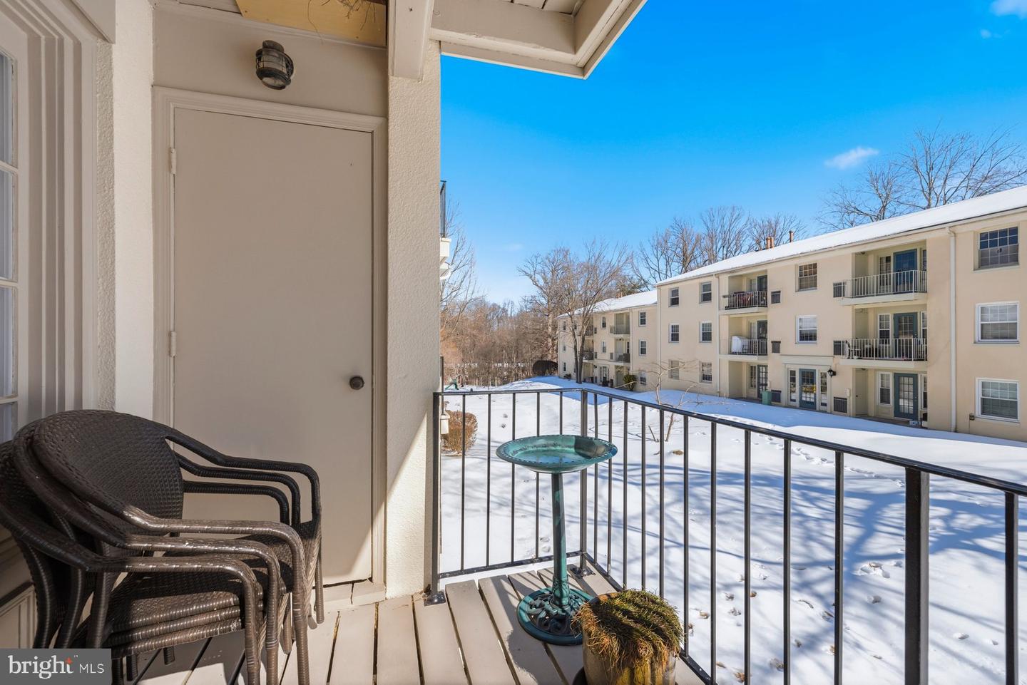 8353-D DUNHAM CT #642, SPRINGFIELD, Virginia 22152, 2 Bedrooms Bedrooms, ,1 BathroomBathrooms,Residential,For sale,8353-D DUNHAM CT #642,VAFX2286300 MLS # VAFX2286300