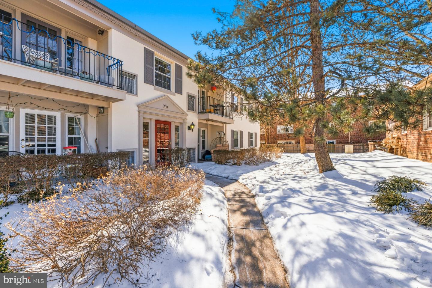 8353-D DUNHAM CT #642, SPRINGFIELD, Virginia 22152, 2 Bedrooms Bedrooms, ,1 BathroomBathrooms,Residential,For sale,8353-D DUNHAM CT #642,VAFX2286300 MLS # VAFX2286300